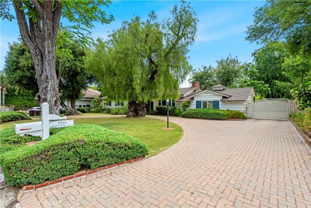 5210 Quakertown, Woodland Hills, CA 91364