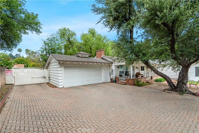 5210 Quakertown, Woodland Hills, CA 91364