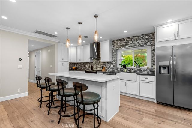 5210 Quakertown, Woodland Hills, CA 91364