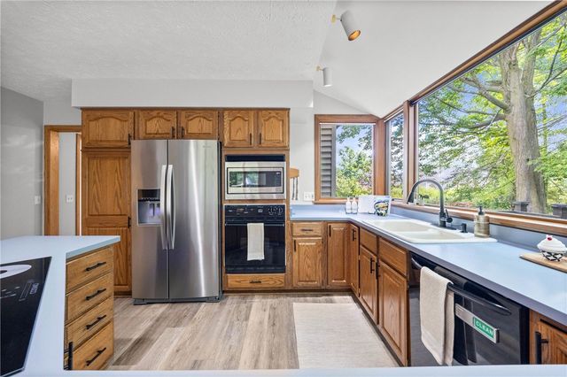 345 Stafford Way, Greece, NY 14626