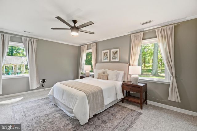 7712 FRANCES DR, Alexandria, VA 22306