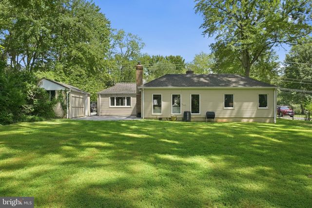 7712 FRANCES DR, Alexandria, VA 22306