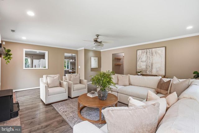 7712 FRANCES DR, Alexandria, VA 22306