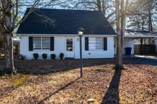 2207 Broadview Ave, Conway, AR 72034