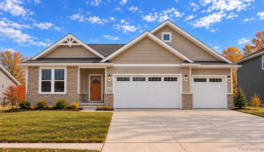 MOH 95 Gambrel Drive, Howell, MI 48843