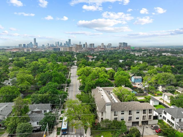 409 E 38th ST 305, Austin, TX 78705