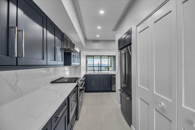 2020 HARBOURSIDE DRIVE 446, Longboat Key, FL 34228