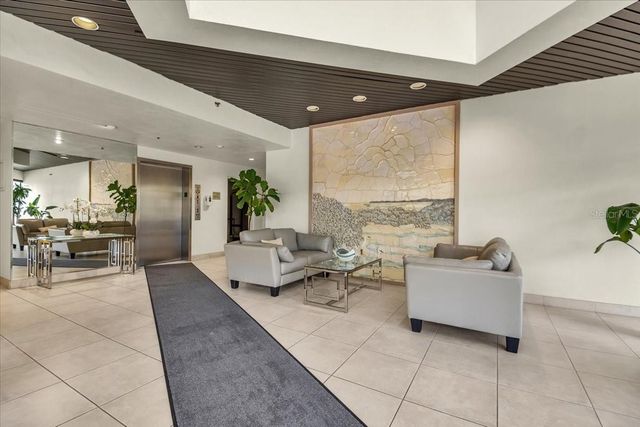 2020 HARBOURSIDE DRIVE 446, Longboat Key, FL 34228