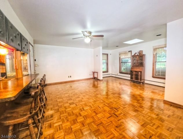 57 Grove St, Chester Boro, NJ 07930