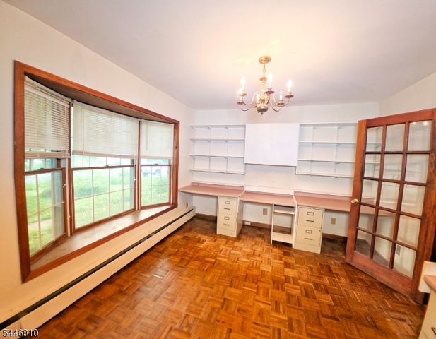 57 Grove St, Chester Boro, NJ 07930