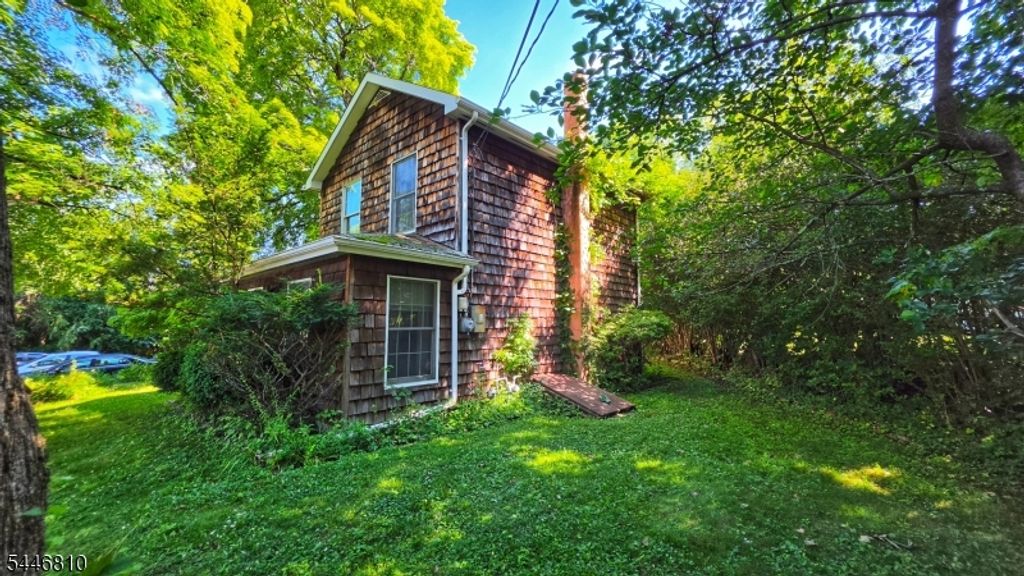 57 Grove St, Chester Boro, NJ 07930 — photo 2