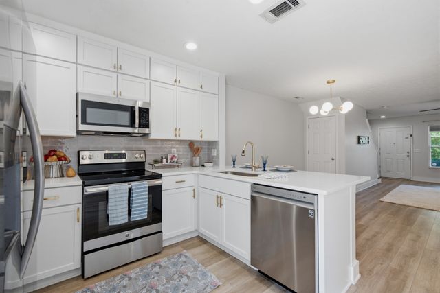 429 Shadow Glen Dr, Nashville, TN 37211