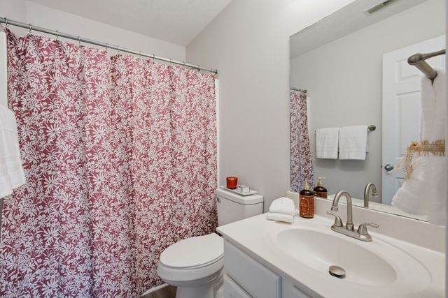 429 Shadow Glen Dr, Nashville, TN 37211