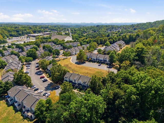 429 Shadow Glen Dr, Nashville, TN 37211