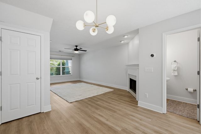 429 Shadow Glen Dr, Nashville, TN 37211