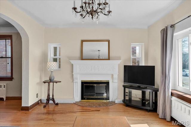 5241 Lindenwood Avenue, St Louis, MO 63109