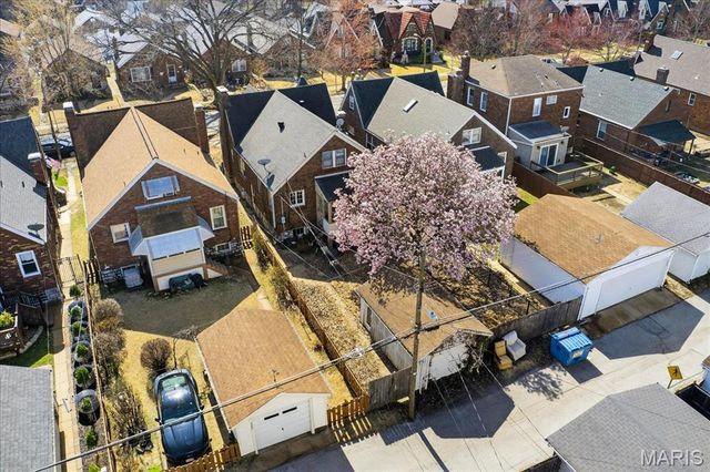 5241 Lindenwood Avenue, St Louis, MO 63109