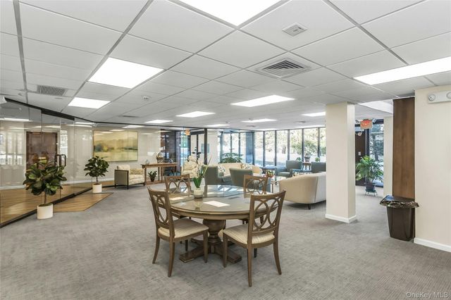 800 Willis Avenue 303, Albertson, NY 11507