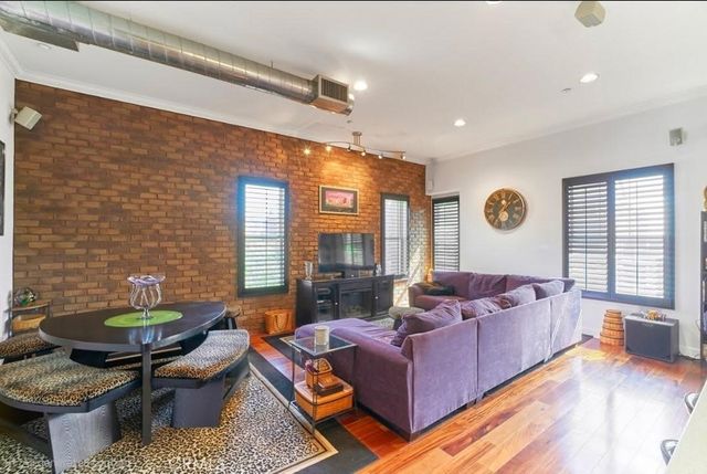 180 Village Court, Fullerton, CA 92832