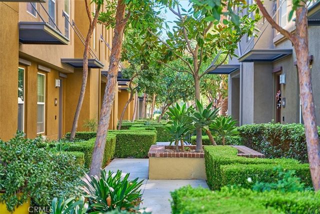 180 Village Court, Fullerton, CA 92832