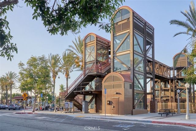 180 Village Court, Fullerton, CA 92832