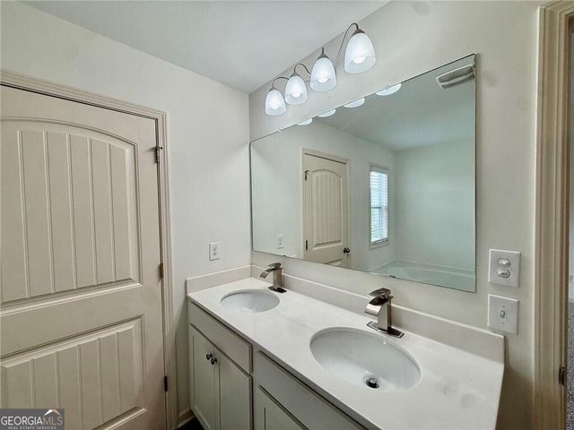 156 Woodhouse Circle, Acworth, GA 30102