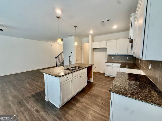 156 Woodhouse Circle, Acworth, GA 30102