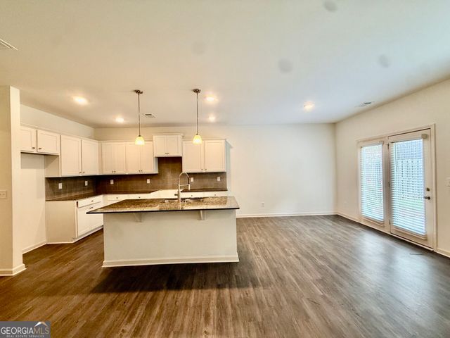 156 Woodhouse Circle, Acworth, GA 30102