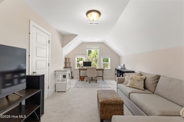 243 Hanover Lakes Drive, Wilmington, NC 28401