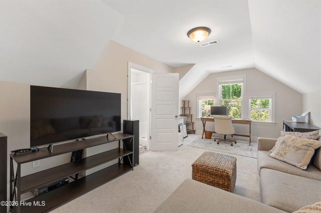 243 Hanover Lakes Drive, Wilmington, NC 28401