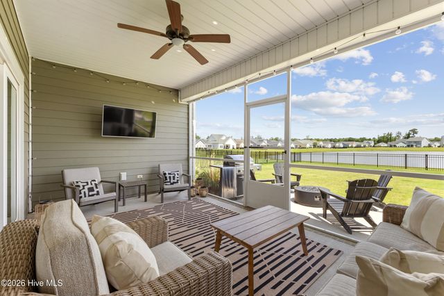 243 Hanover Lakes Drive, Wilmington, NC 28401