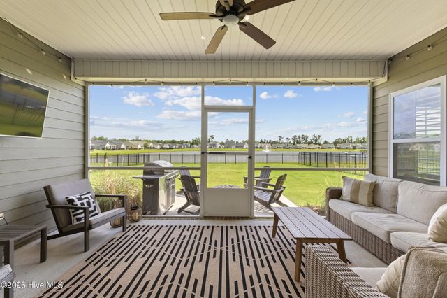 243 Hanover Lakes Drive, Wilmington, NC 28401