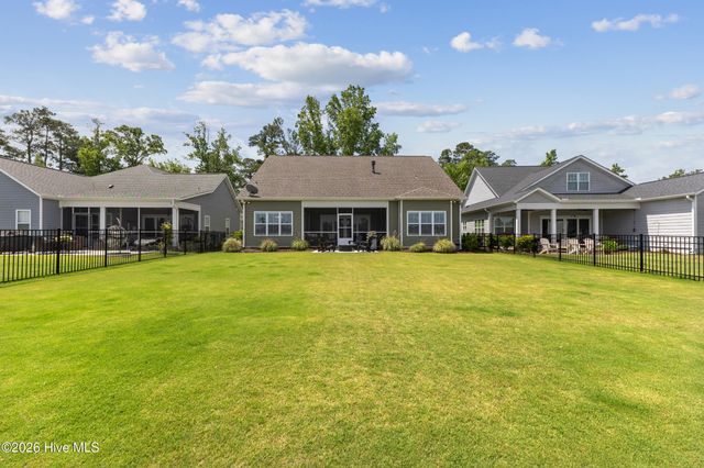 243 Hanover Lakes Drive, Wilmington, NC 28401