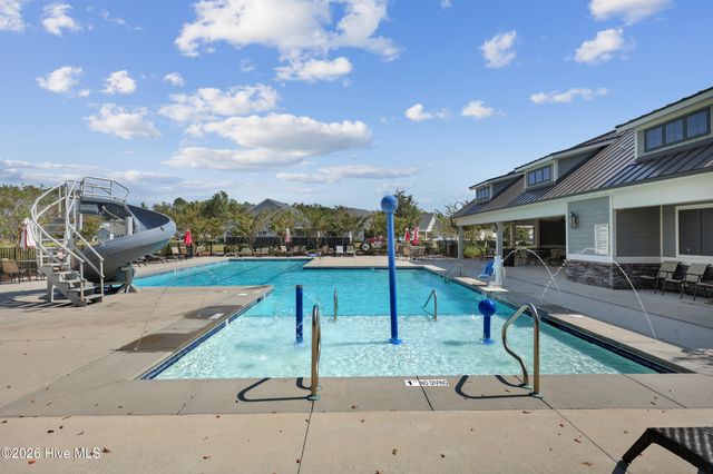 243 Hanover Lakes Drive, Wilmington, NC 28401