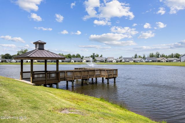 243 Hanover Lakes Drive, Wilmington, NC 28401