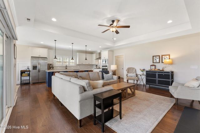 243 Hanover Lakes Drive, Wilmington, NC 28401