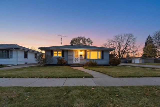 1727 24th Street, Kenosha, WI 53140