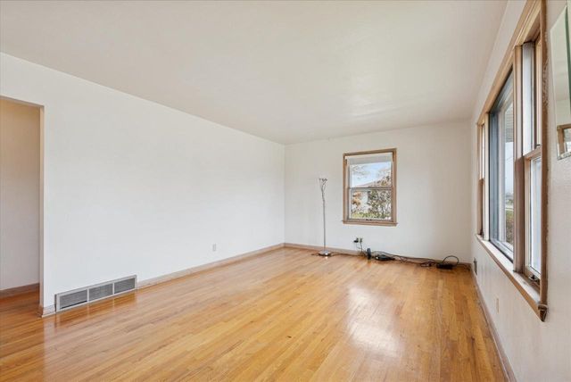 1727 24th Street, Kenosha, WI 53140