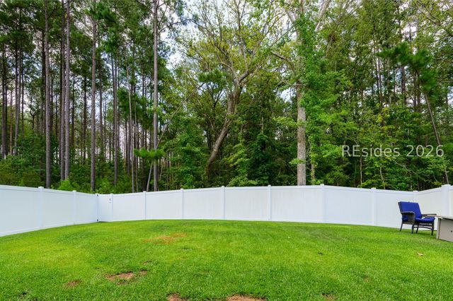 194 Hiatus Ct, Ridgeland, SC 29936