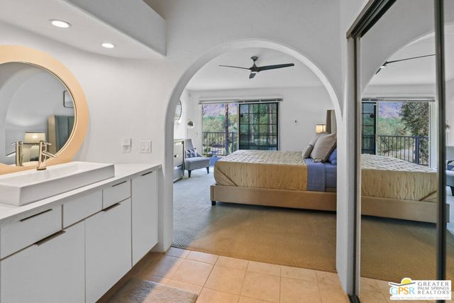 2001 E Camino Parocela I58, Palm Springs, CA 92264