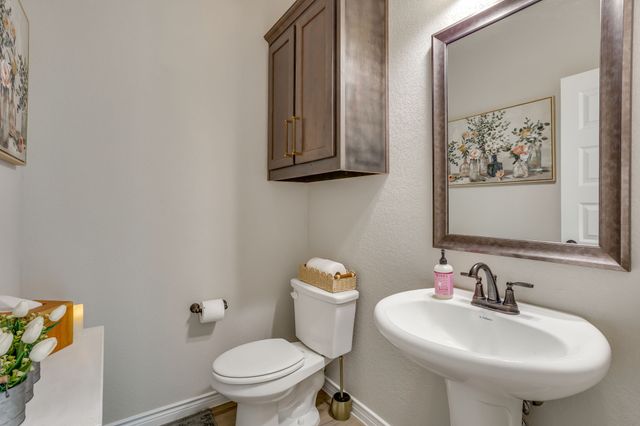 117 Mockingbird Hill Drive, Joshua, TX 76058