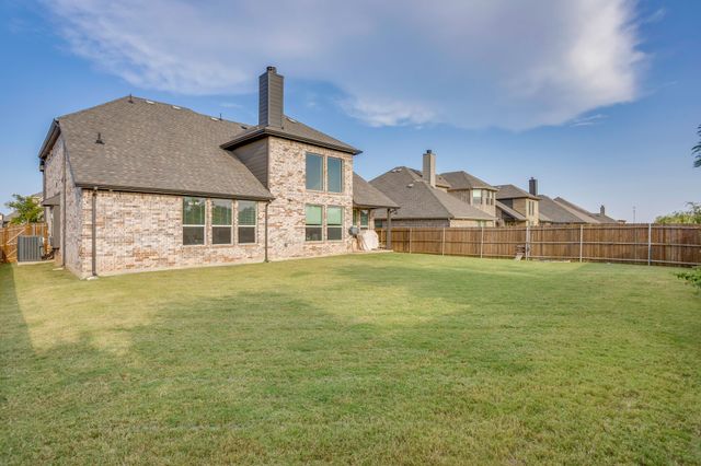 117 Mockingbird Hill Drive, Joshua, TX 76058