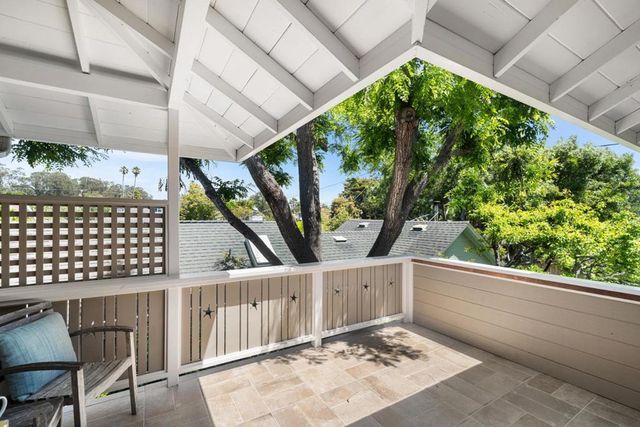 335 13th Avenue, Santa Cruz, CA 95062