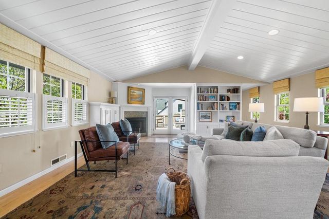 335 13th Avenue, Santa Cruz, CA 95062