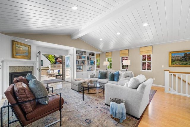 335 13th Avenue, Santa Cruz, CA 95062