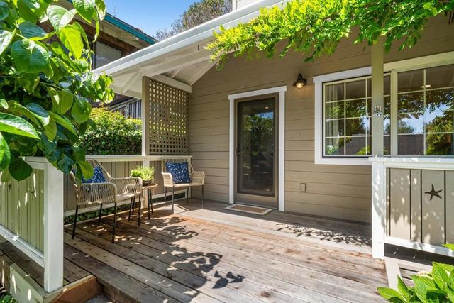 335 13th Avenue, Santa Cruz, CA 95062