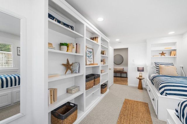 335 13th Avenue, Santa Cruz, CA 95062