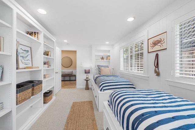 335 13th Avenue, Santa Cruz, CA 95062