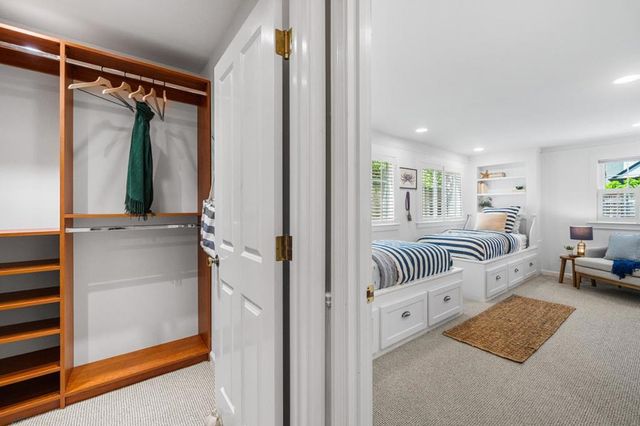 335 13th Avenue, Santa Cruz, CA 95062