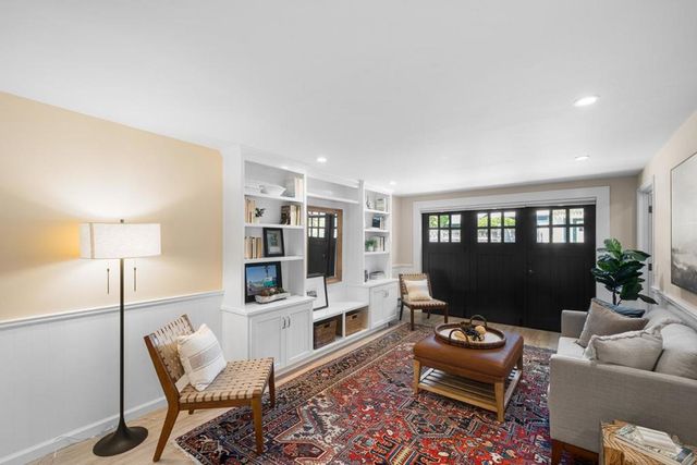 335 13th Avenue, Santa Cruz, CA 95062